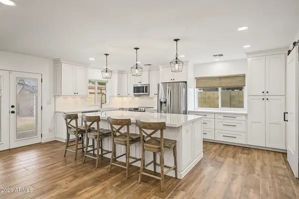 9203 W Gary Road, Peoria, AZ 85345