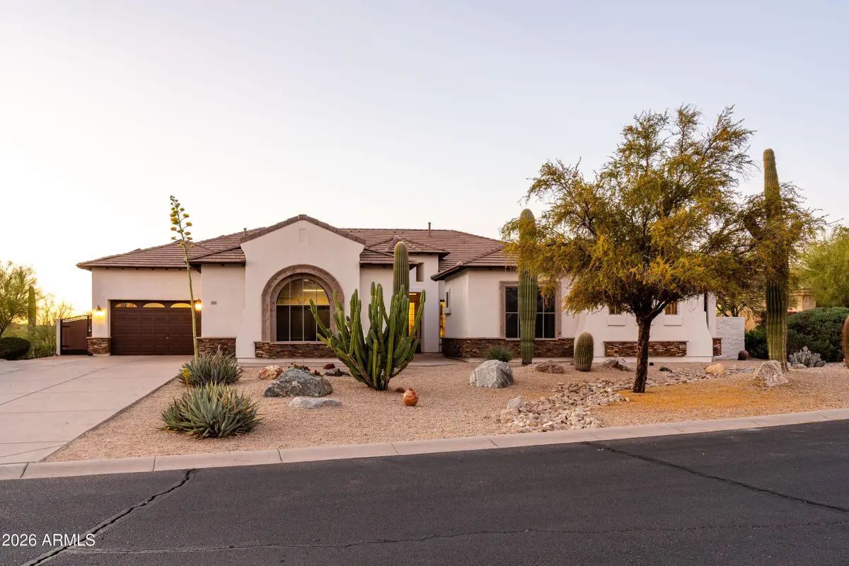 2040 N Woodruff --, Mesa, AZ 85207 - #1