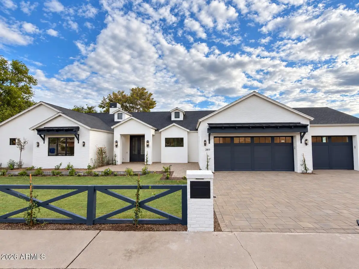 2811 E Minnezona Avenue, Phoenix, AZ 85016 - #1