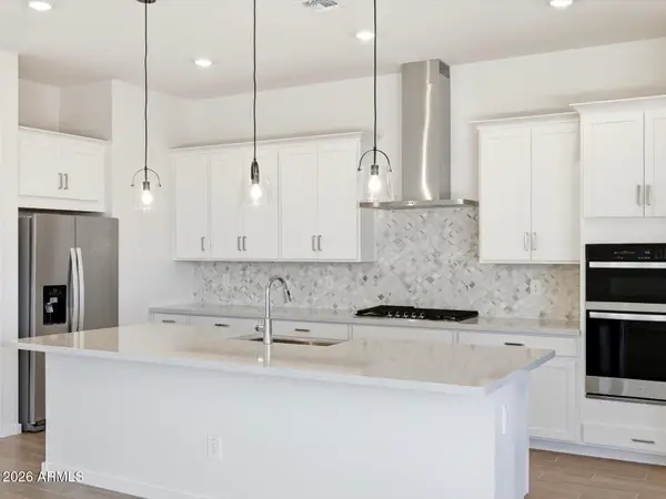 7763 N 78th Lane, Glendale, AZ 85303
