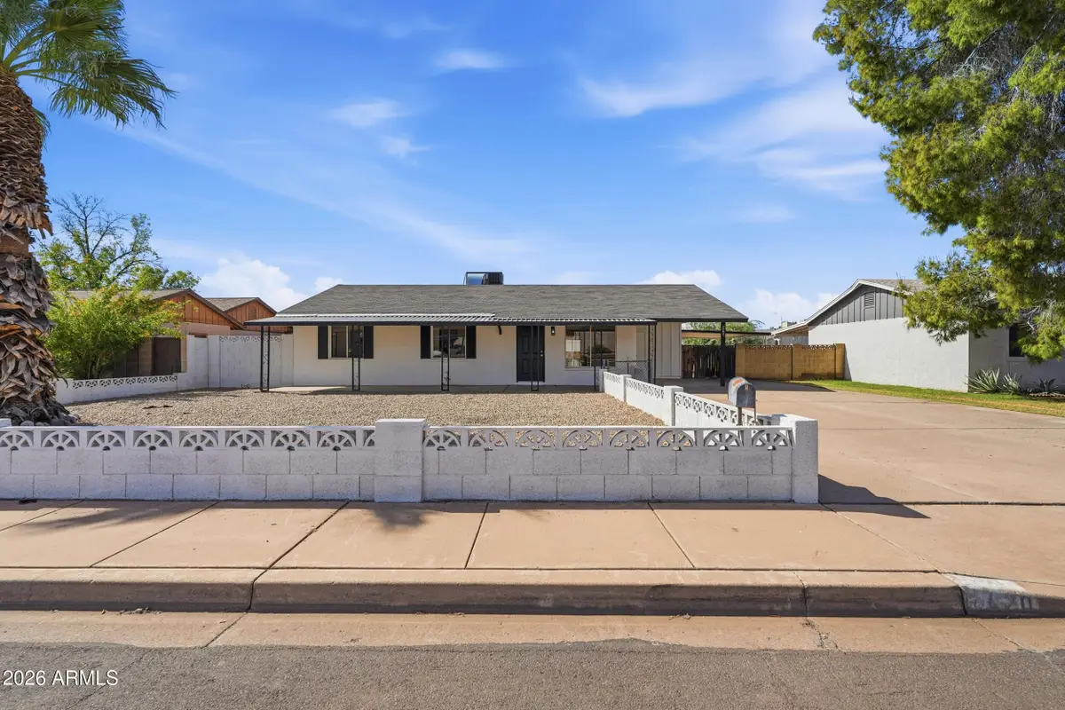 8420 N 55th Avenue, Glendale, AZ 85302 - #1