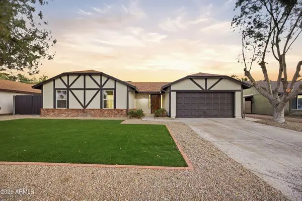 7451 E Drummer Avenue, Mesa, AZ 85208