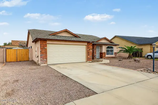 10904 E Caballero Street E, Mesa, AZ 85207