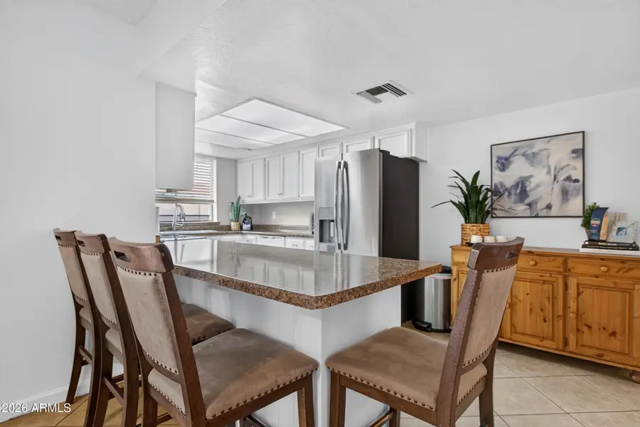 3902 W Sharon Avenue, Phoenix, AZ 85029 - #3