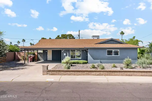 8408 E Clarendon Avenue, Scottsdale, AZ 85251