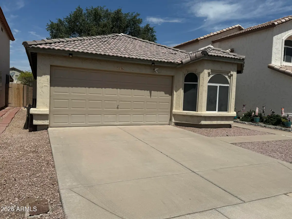 3236 E Kerry Lane, Phoenix, AZ 85050 - #1