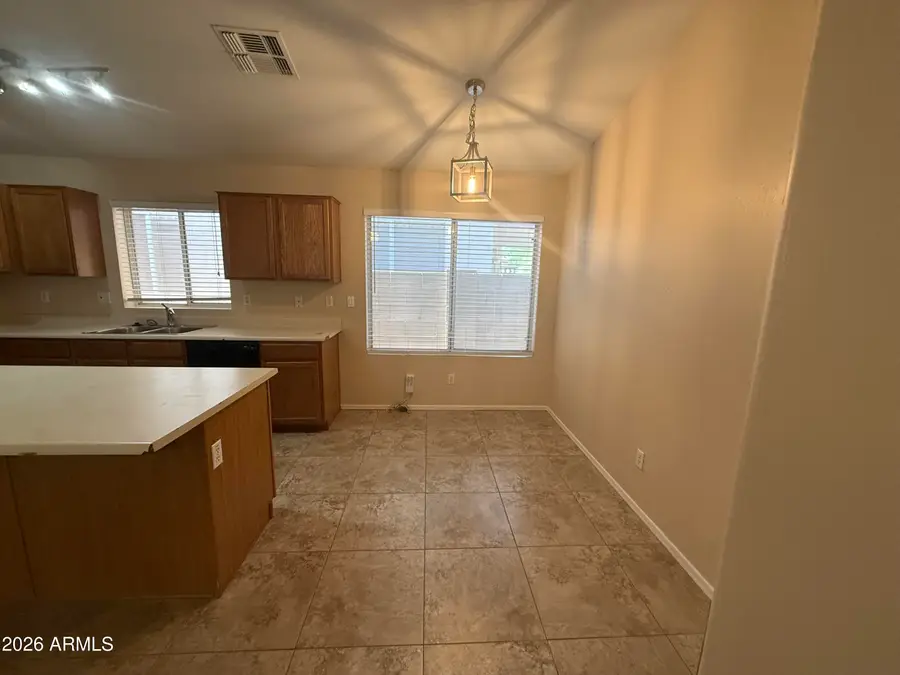 3236 E Kerry Lane, Phoenix, AZ 85050 - #3