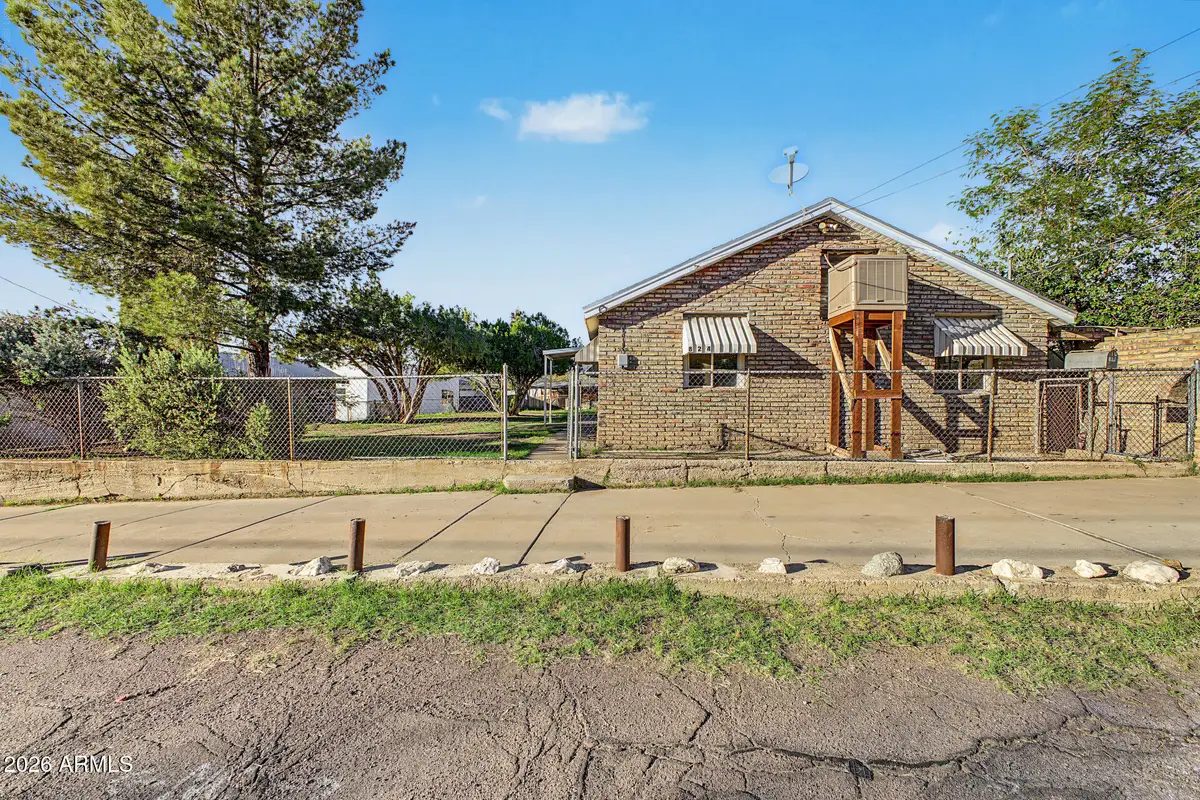 824 W Ray Street, Superior, AZ 85173 - #1