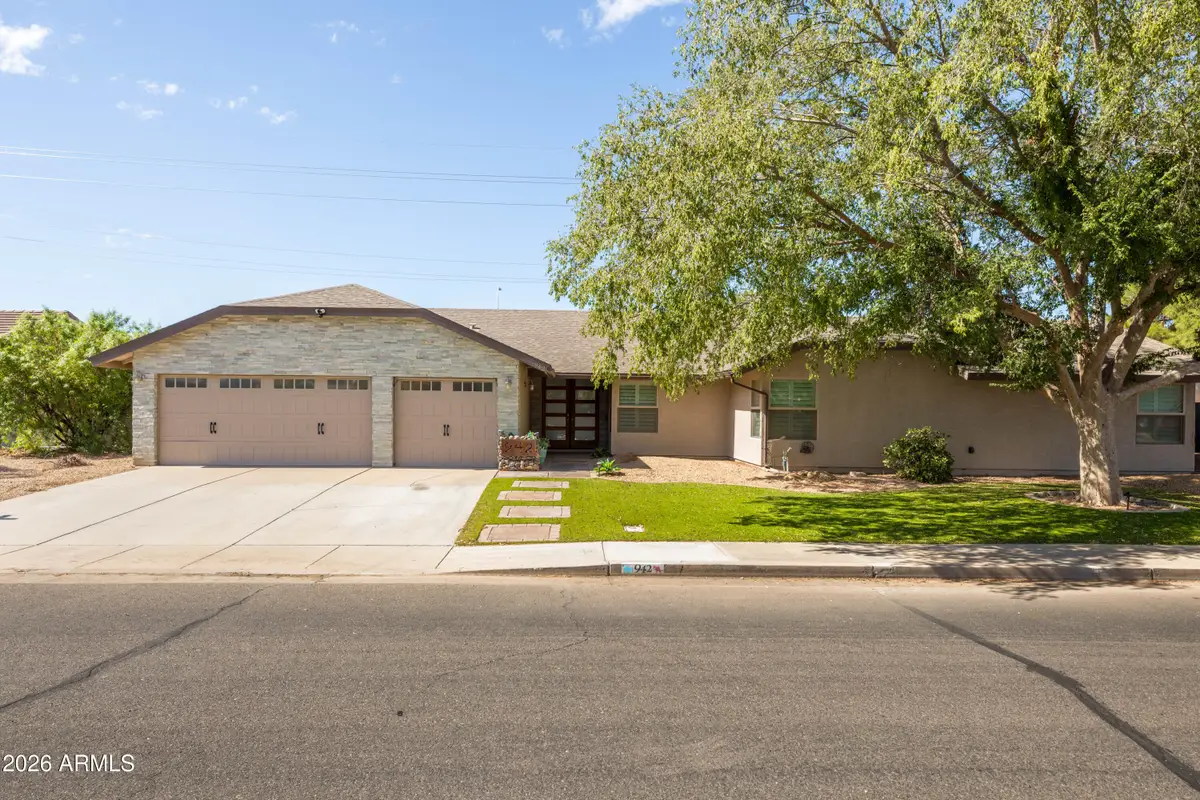 942 N Jesse Street, Chandler, AZ 85225 - #1