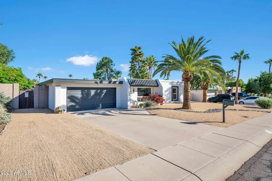 2420 E Shangri La Road, Phoenix, AZ 85028 - #2