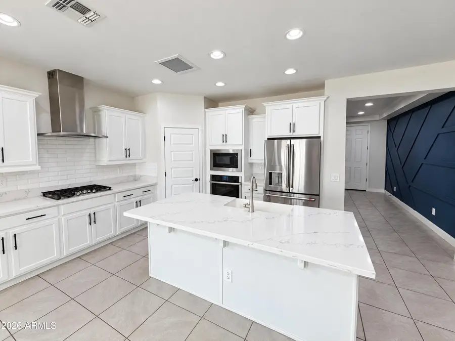 17996 W Raymond Street, Goodyear, AZ 85338 - #2