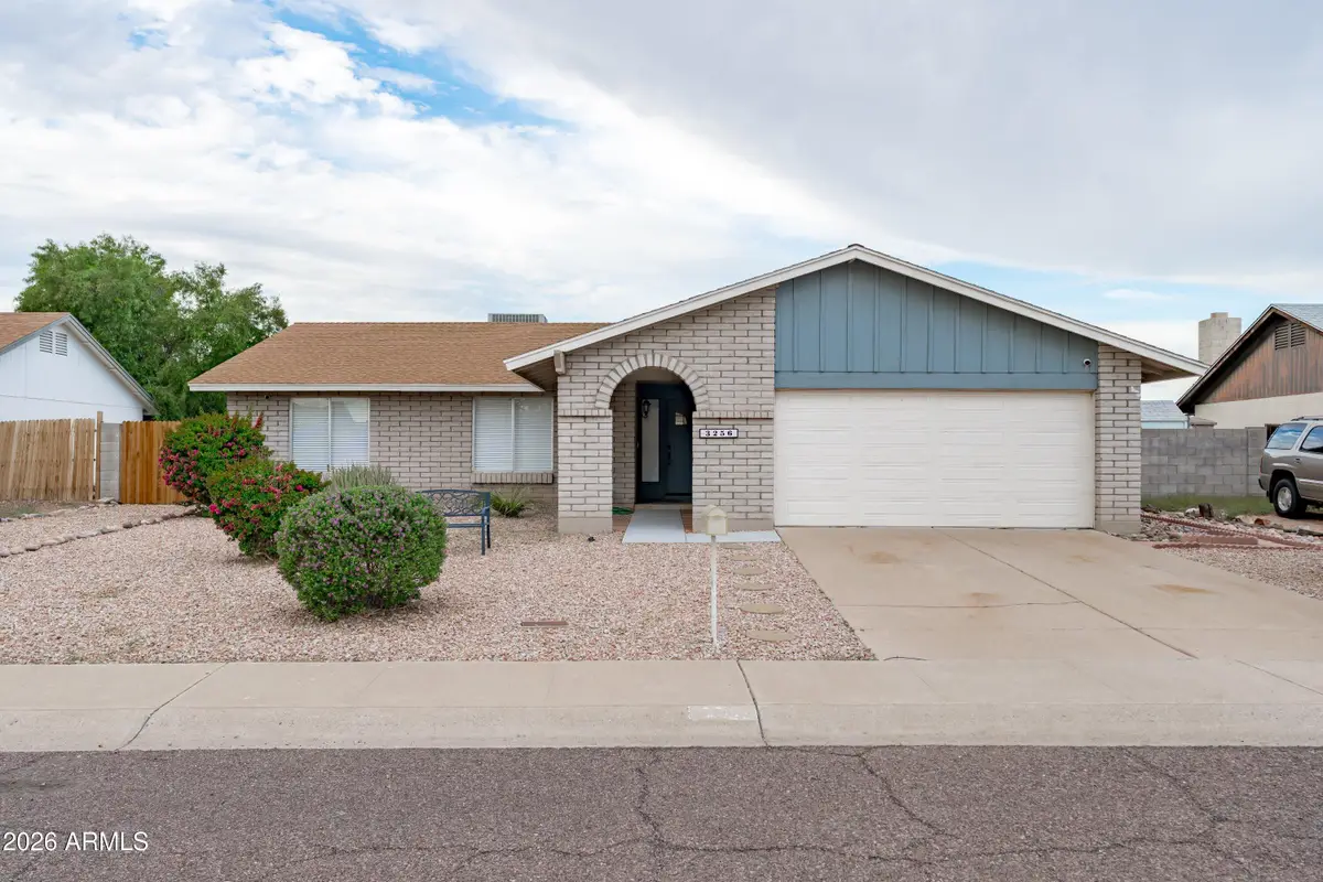 3256 W Angela Drive, Phoenix, AZ 85053 - #1