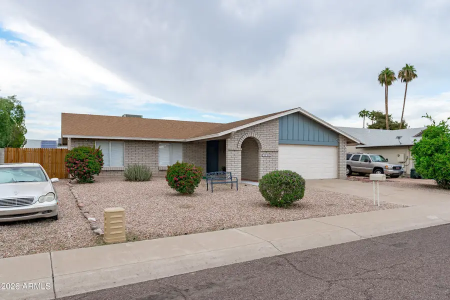 3256 W Angela Drive, Phoenix, AZ 85053 - #3
