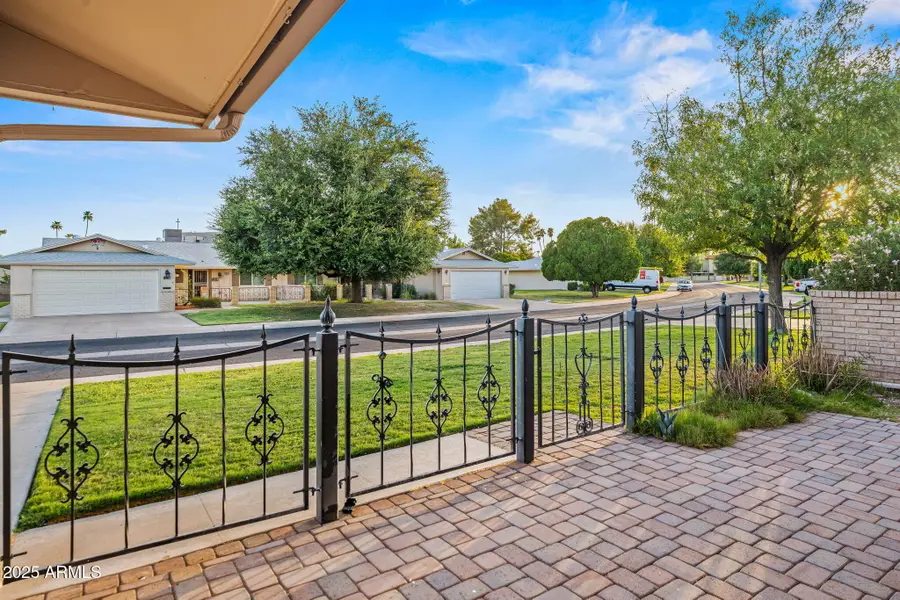10114 W Royal Oak Road, Sun City, AZ 85351 - #3