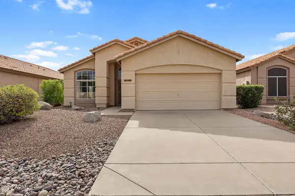 9139 W Menadota Drive, Peoria, AZ 85382