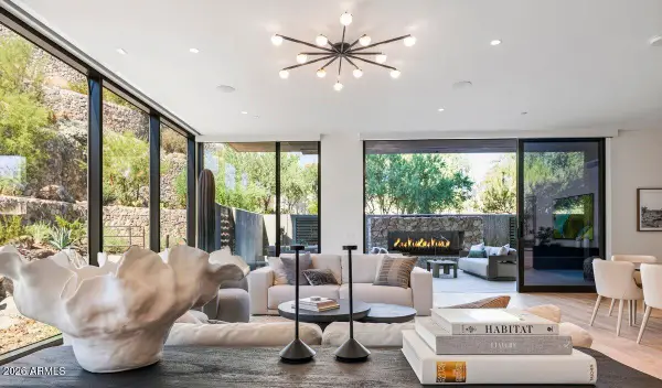 5000 N Camelback Ridge Drive #109, Scottsdale, AZ 85251