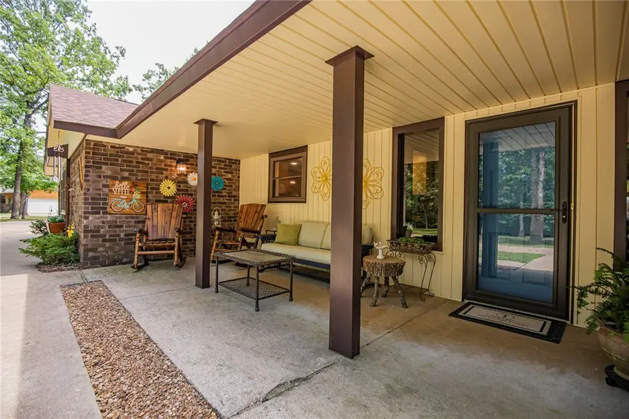 11619 Oak Hills Drive, Bentonville, AR 72712 - Image #2