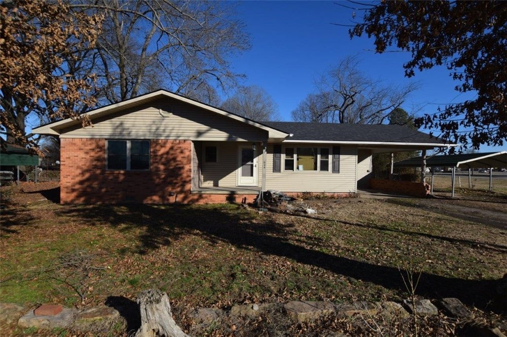 644 Alma Avenue, Mulberry, AR 72947 BHGRE