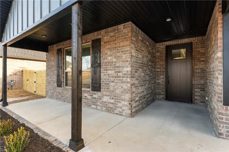 1913 N Edwards Street, Pea Ridge, AR 72751 - Image #2