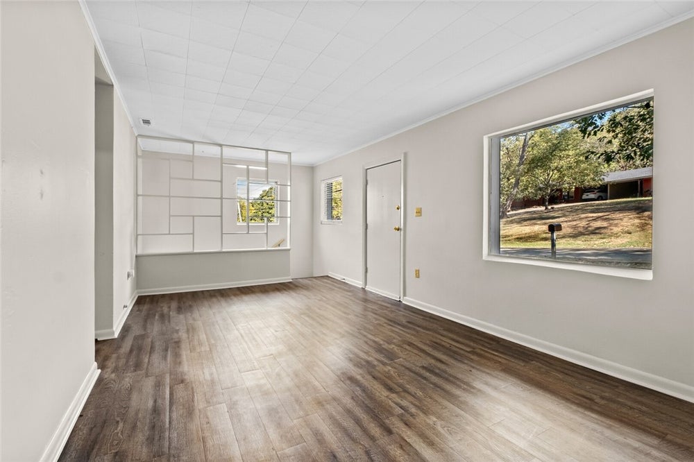 401 N Assembly Drive, Fayetteville, AR 72701 BHGRE