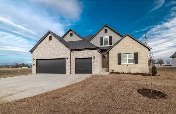 298 Fiori Street, Springdale, AR 72762