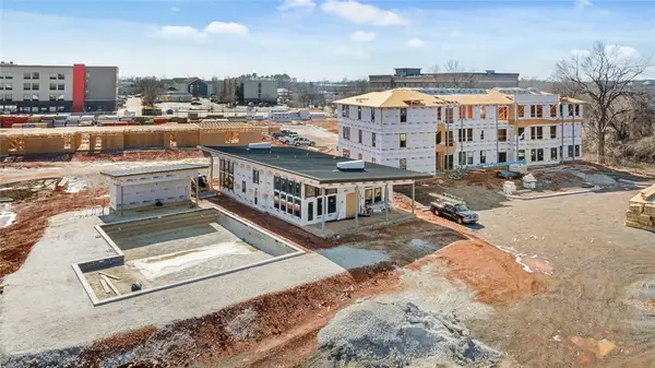 3329 Mp Parkway #203, Bentonville, AR 72712