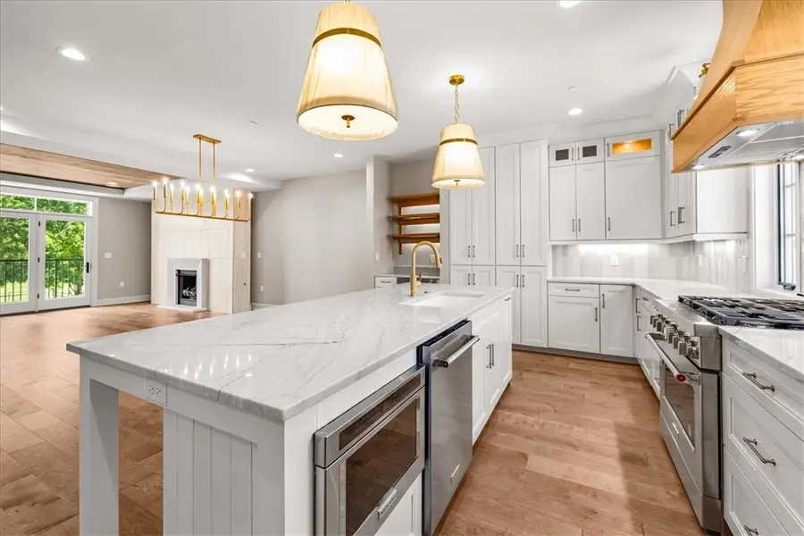 3915 S Champions Drive, Rogers, AR 72758 - #2