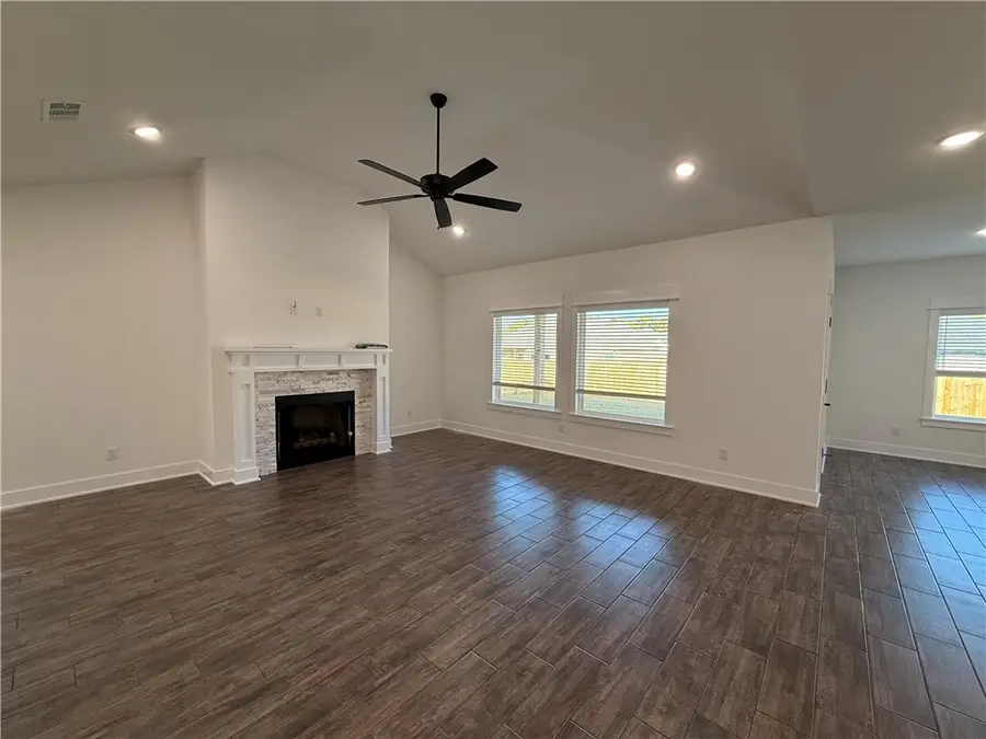 122 N Banner Avenue, Farmington, AR 72730 - Image #3