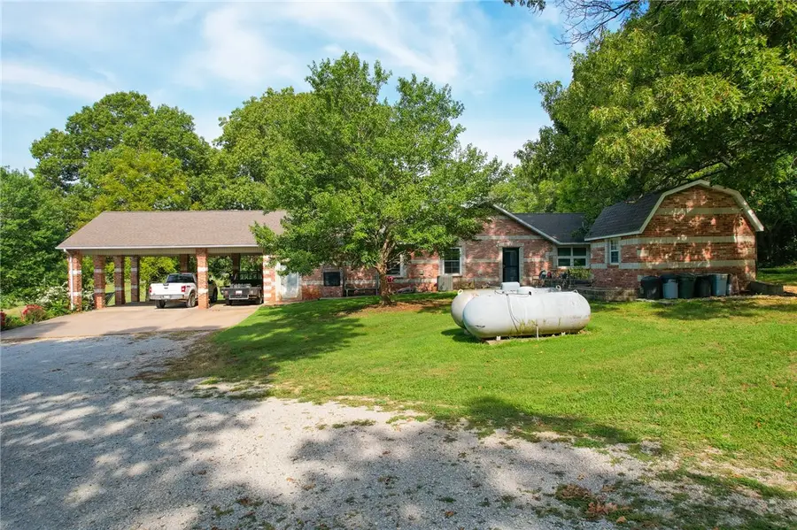 64795 E 202 Road, Wyandotte, OK 74370 - Image #2