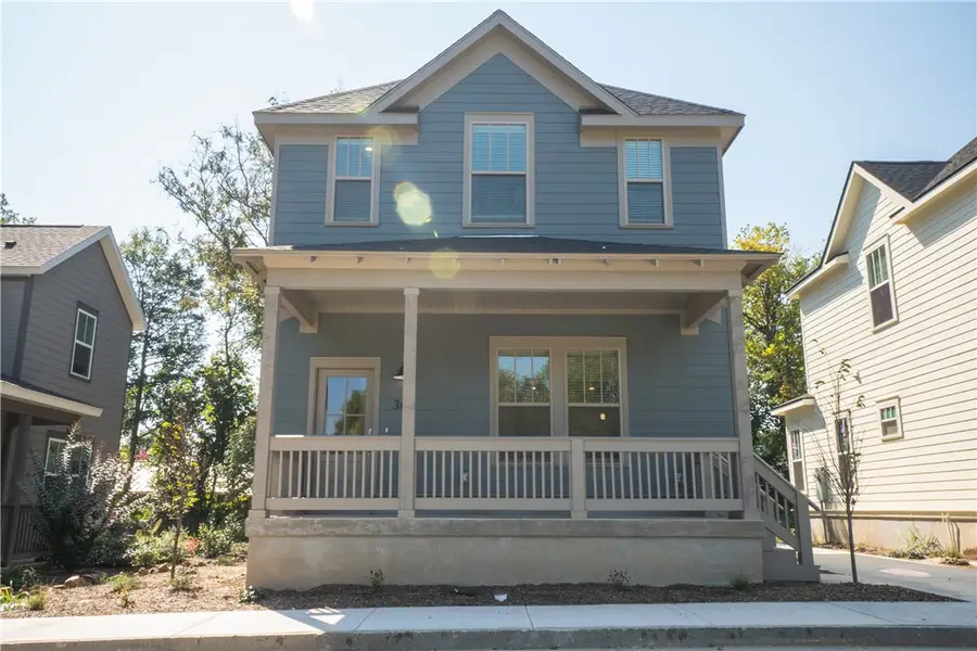 363 E 11th Street, Fayetteville, AR 72701 - Image #2