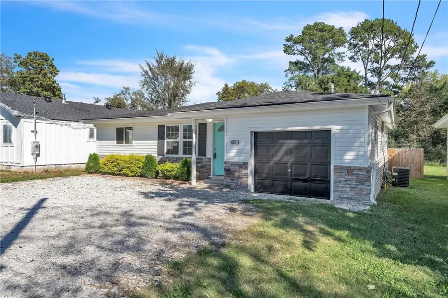 1023 S B Street, Rogers, AR 72756 - Image #2