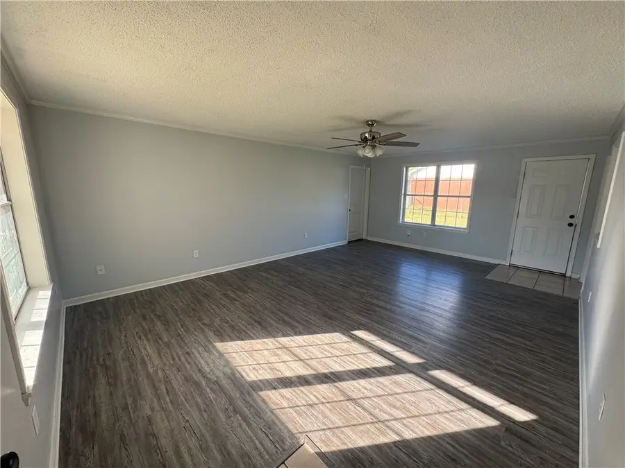 1405 N Main Street, Searcy, AR 72143 - Image #2