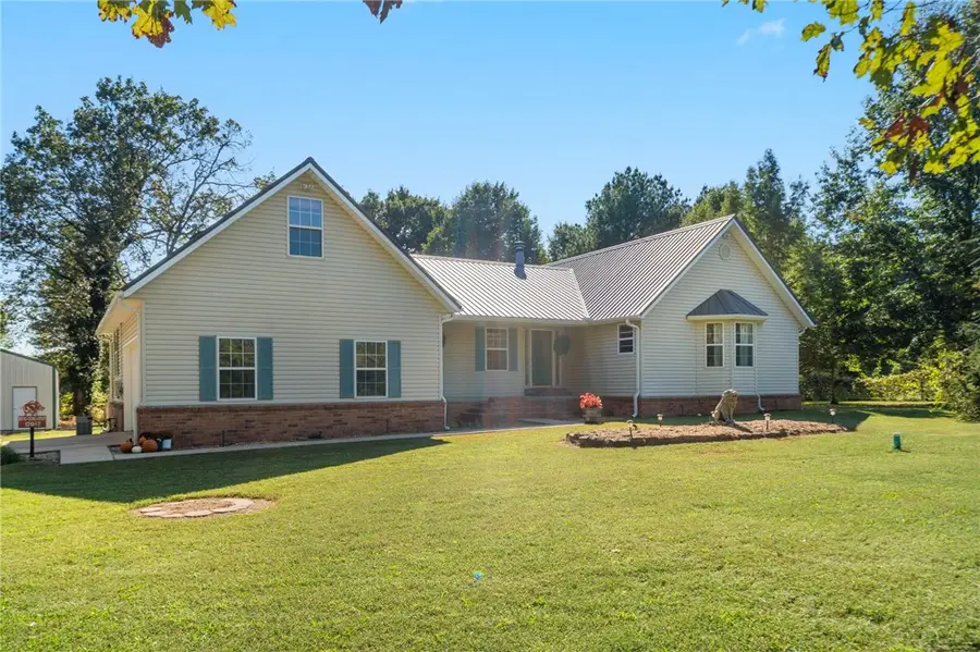 17047 Stage Coach Road, Gravette, AR 72736 - Image #2