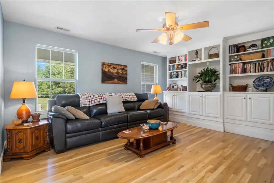 17047 Stage Coach Road, Gravette, AR 72736 - Image #3