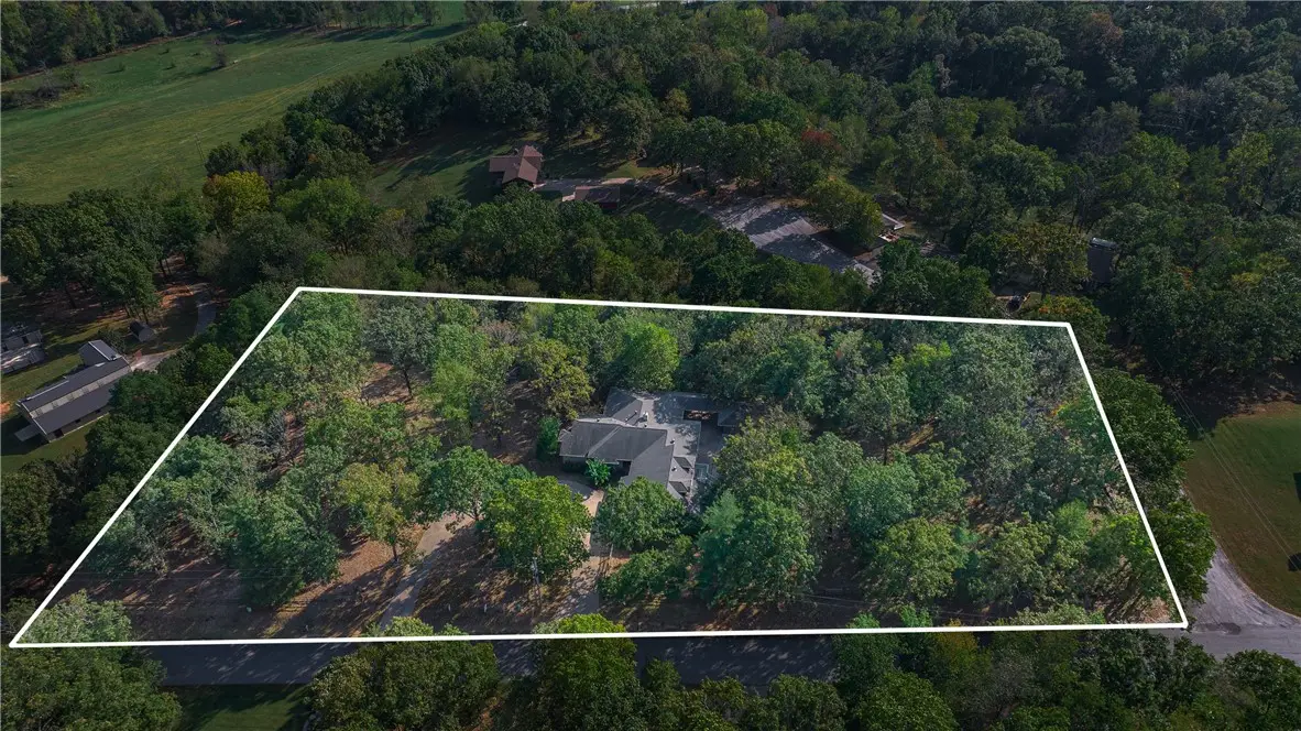 11974 Oak Hills Drive, Bentonville, AR 72712 - Image #1