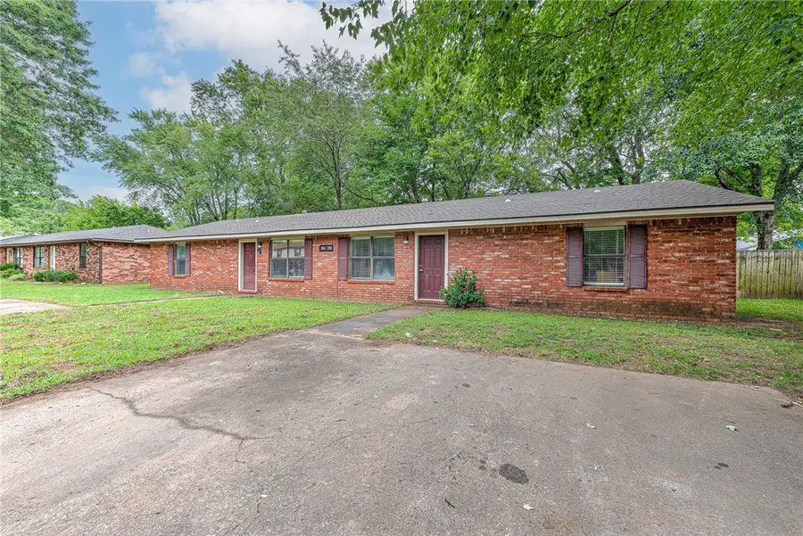 101 & 103, 2732 & 2734, + N Adobe, Sierra, Valencia Street, Fayetteville, AR 72703 - Image #2