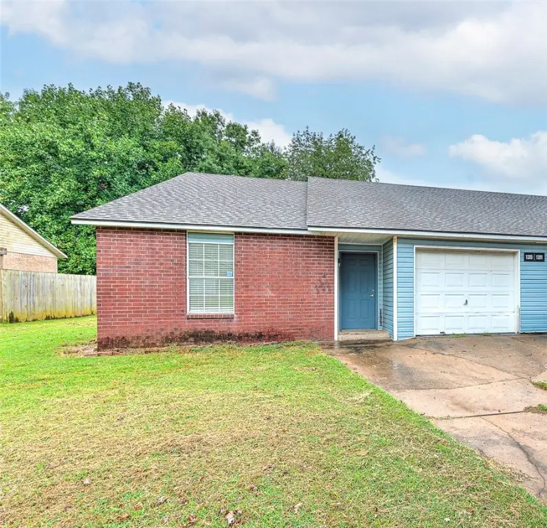 1389, 1391, 1400, 1402 N Boxley Avenue, Fayetteville, AR 72704 - Image #2