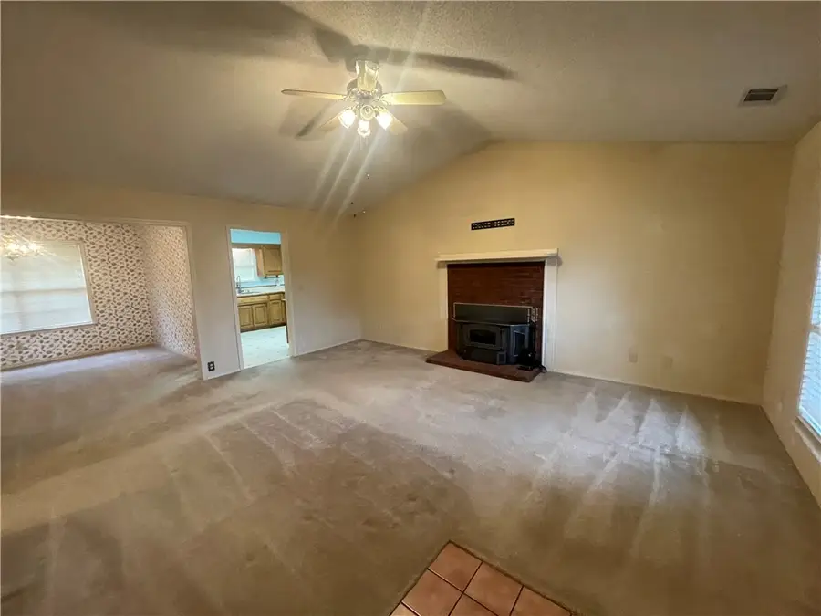 33 Mockingbird Lane, Clarksville, AR 72830 - Image #3