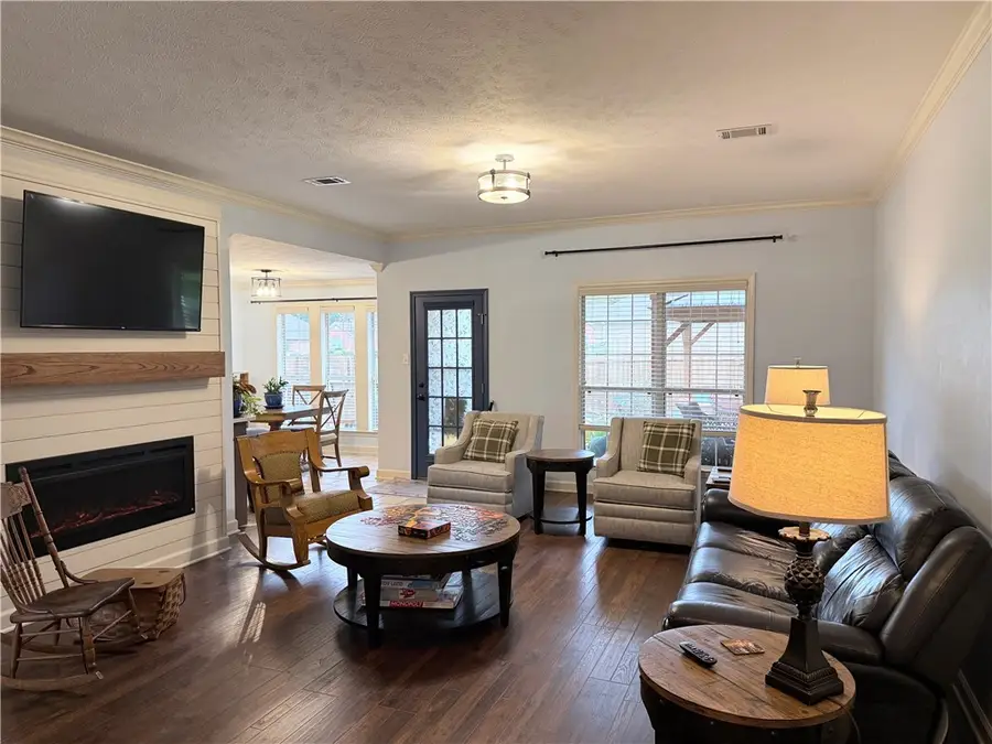 2205 Windsor Park Drive, Conway, AR 72034 - Image #2