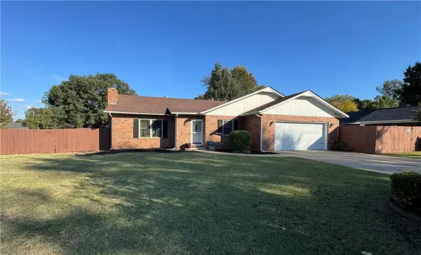 1001 S Seattle Avenue, Russellville, AR 72801