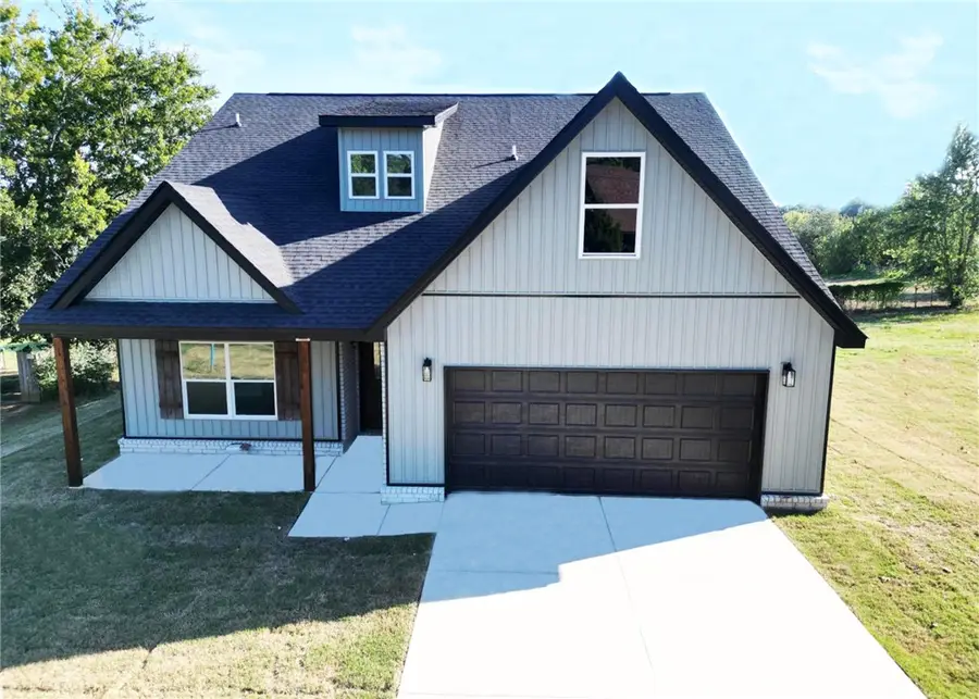 325 E Nashville Street, Greenwood, AR 72936 - Image #2