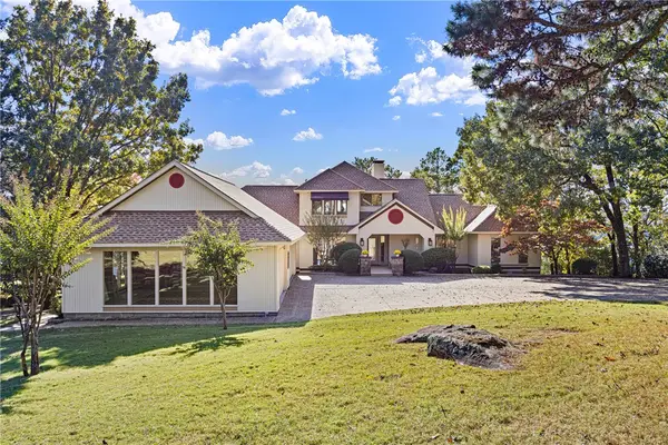 18 Rim Rock Road, Russellville, AR 72802