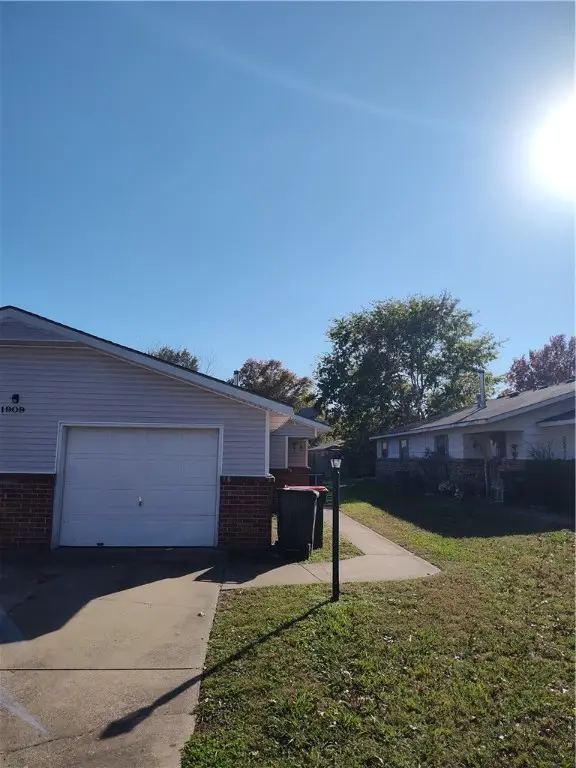 1909 Sycamore Place, Springdale, AR 72762 - Image #2