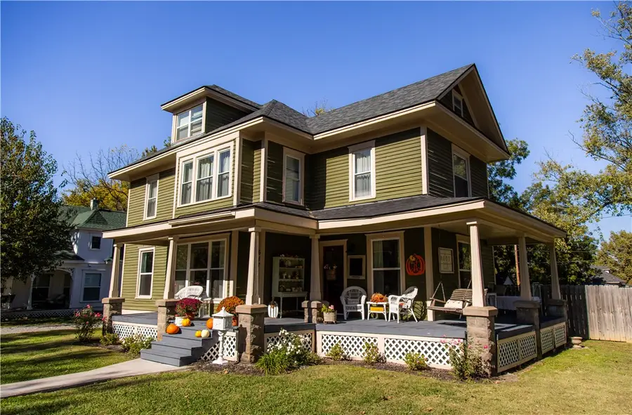 617 E Delaware Street, Siloam Springs, AR 72761 - Image #2