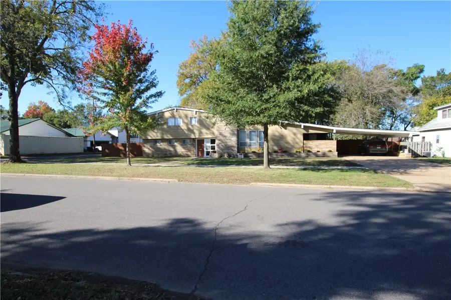 918 S Erie Avenue, Russellville, AR 72801 - Image #2