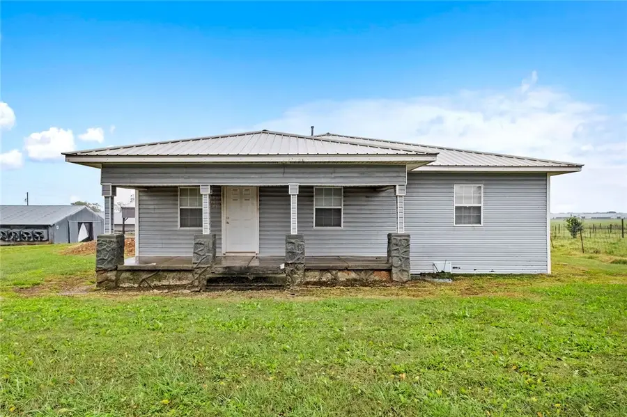 15165 Peterson Road, Gentry, AR 72734 - Image #2