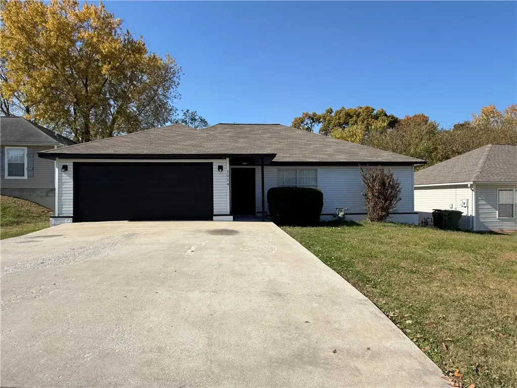 1014 E Street, Rogers, AR 72756 - Image #1