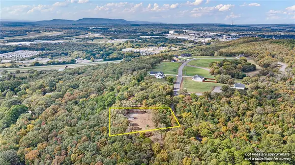 219 Apple Lane, Russellville, AR 72802