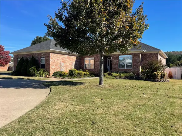11 Sunfish Court, Russellville, AR 72802