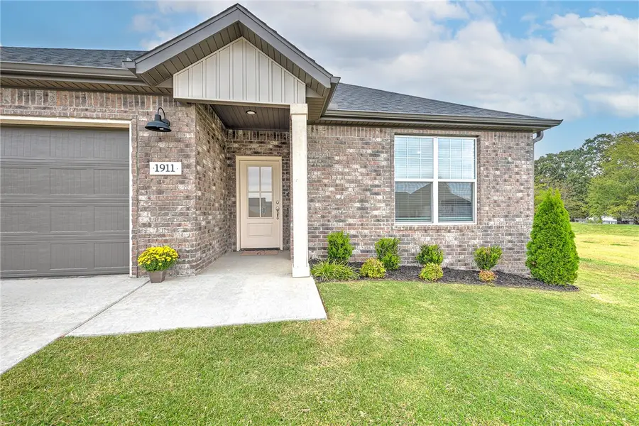 1911 Finnegan Street, Bentonville, AR 72713 - Image #3